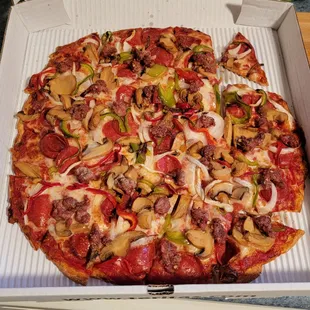 14&quot; Special pizza