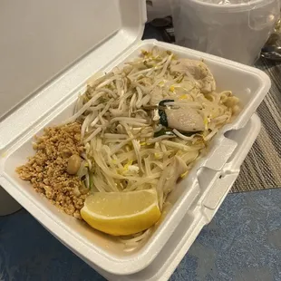 N1. Pad Thai