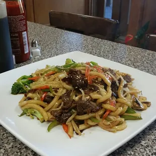 Beef yaki udon