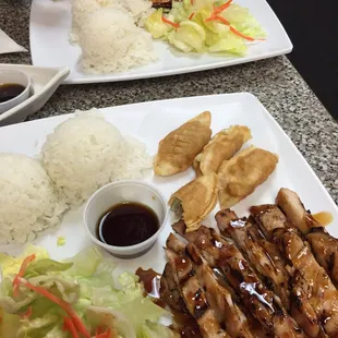 Teriyaki chicken with gyoza lunch special. Nice lunch spot.