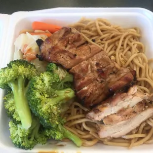 ramen and noodles, food