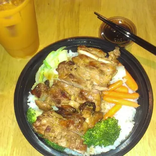 Teri chicken and Thai iced tea...$9!