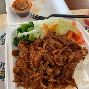 I have no idea what's in this photo - it was supposed to be sweet and sour chicken ‍‍