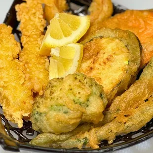a basket of fried vegetables