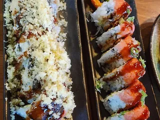 On A Roll Sushi