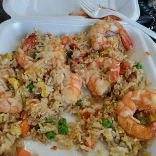 Shrimp fried rice had lots of shrimp but absolutely no flavor