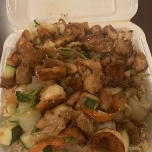 Chicken and shrimp extra veggies.