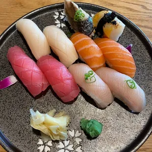 Nigiri (Sushi Regular)