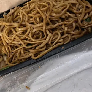 Chicken Lo Mein