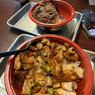 Small beef &amp; medium chicken bowl