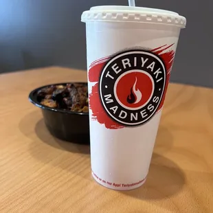 Fountain Drink &amp; Spicy Chicken Bowl