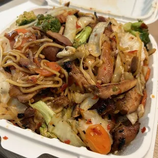 Spicy Chicken Yakisoba