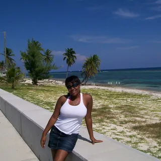 RoShawnda W.