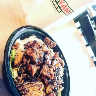 Spicy Chicken Teriyaki Bowl.....  good size for the price!