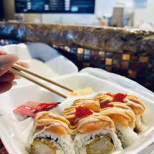 Spicy Salmon Roll