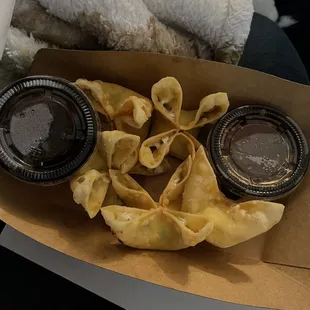 Cream cheese Rangoon