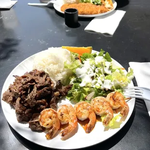 Combo plate with shrimp and beef $18 (inc tax)
