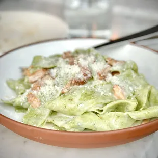 PAPPARDELLE CACIO E PEPE E FINFERLI