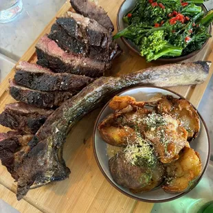 Tomahawk Steak