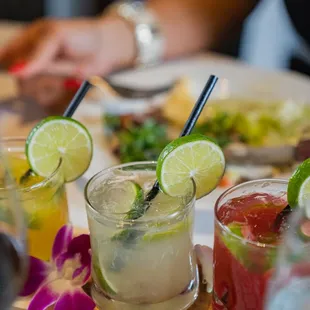 drink, oysters and mussels