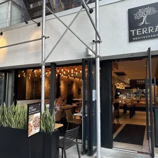 the entrance to the restaurant