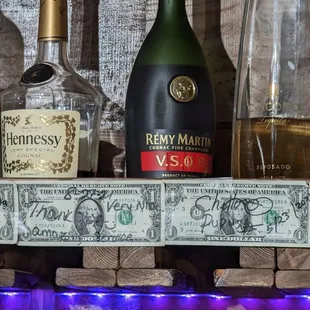 What do my eyes behold but my beloved Rémy Martin!!!