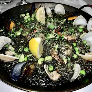 Black Paella