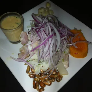 Ceviche Mixto
