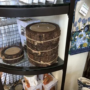 I want this candle! It smells so good!!