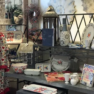 From birthdays to weddings, we have a great gift selection to choose from!