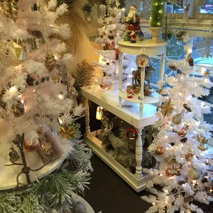 Enjoyed little gift shop after some fantastic hot chocolate.