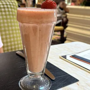 Strawberry Mixed Berry Smoothie