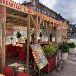 Lovely outdoor space