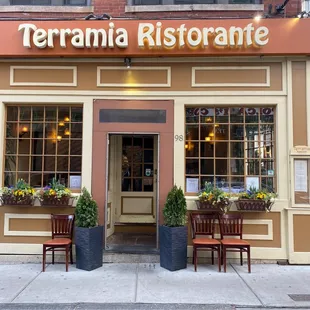 Restaurant Front