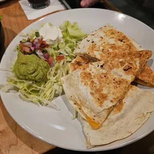 CHICKEN QUESADILLA - good