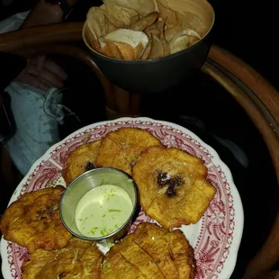 Tostones