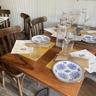 table setting