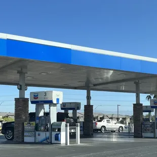 Gas pumps! 05/26/2023