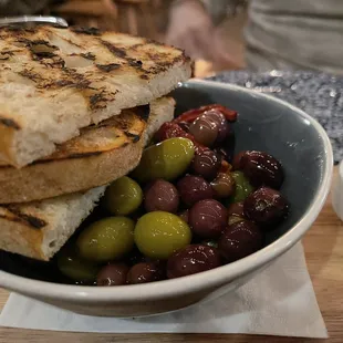 Olives &amp; Bread
