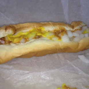 Decent Chili Dog - light on the chili, heavy on the mustard