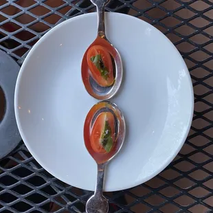 Cherry tomato with basil and balsamic vinegar