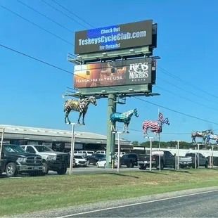 Storefront if you're headed west on I-20.