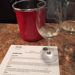 Refreshing selection of sparkling wines!