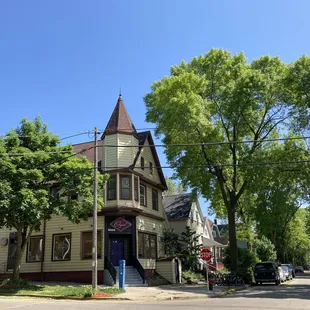 a row of houses on a residential street