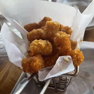 Garlic Tater Tots (side)