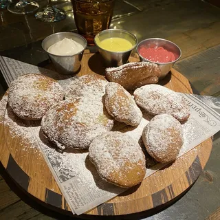 Bombolino (Italian Beignets)