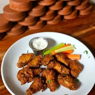 chicken wings and fried chicken, fried chicken, chicken, chicken wings, bbq wings, bbq chicken, fried chicken wings, poultry, food