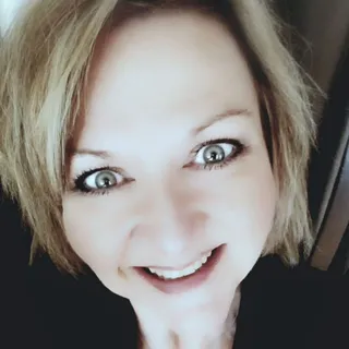 Dara B.