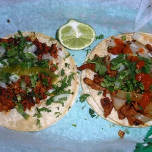 Chorizo (L) and Al Pastor tacos