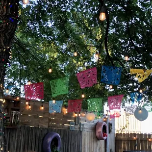 Patio ambiance